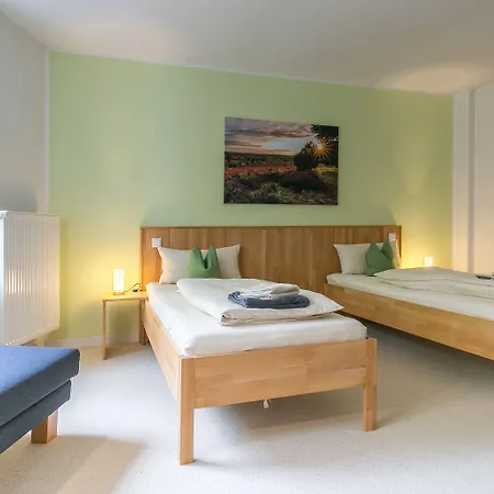 מלון Johnsburg 3*