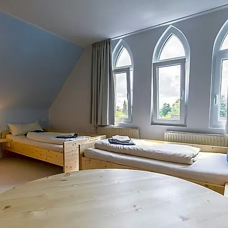 Johnsburg Hotel 3*