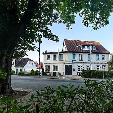 Johnsburg Hotel 3*