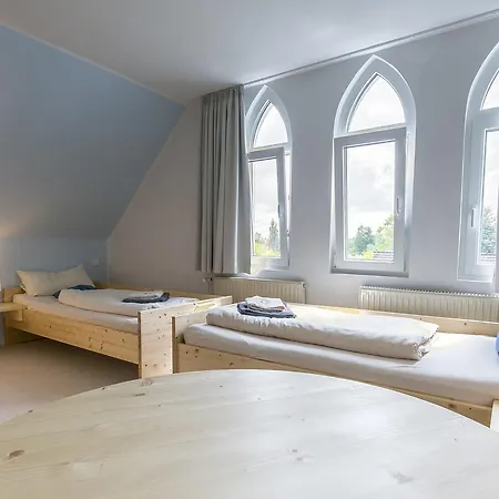 Johnsburg מלון 3*