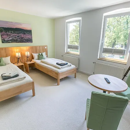Johnsburg Hotel 3*